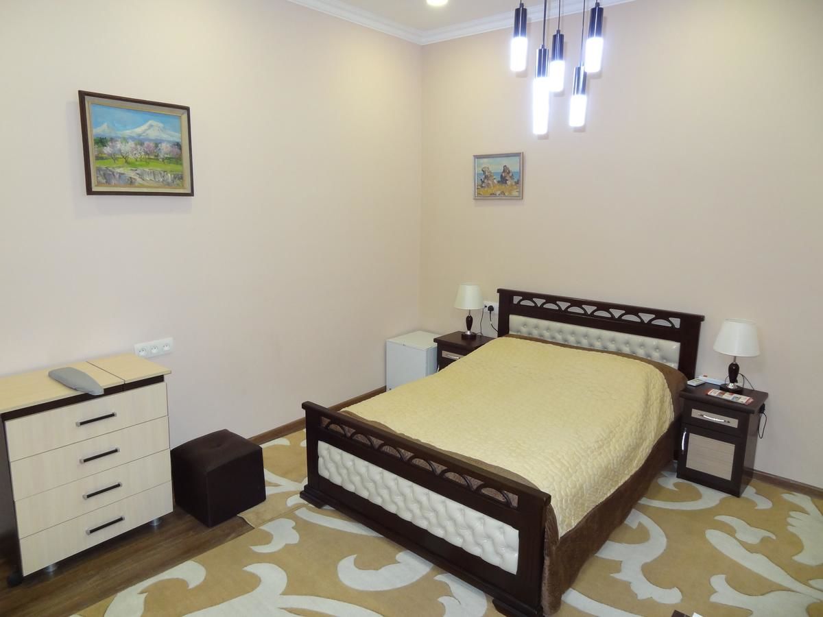 Гостевой дом Liberal Guest House Ереван-29