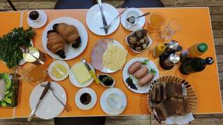 Гостевой дом Liberal Guest House Ереван Семейный люкс с балконом-18