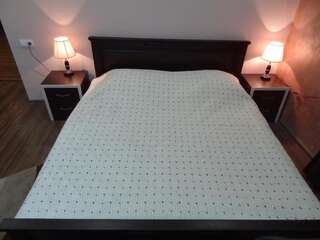 Гостевой дом Liberal Guest House Ереван Семейный люкс с балконом-35