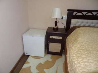 Гостевой дом Liberal Guest House Ереван Семейный люкс с балконом-43